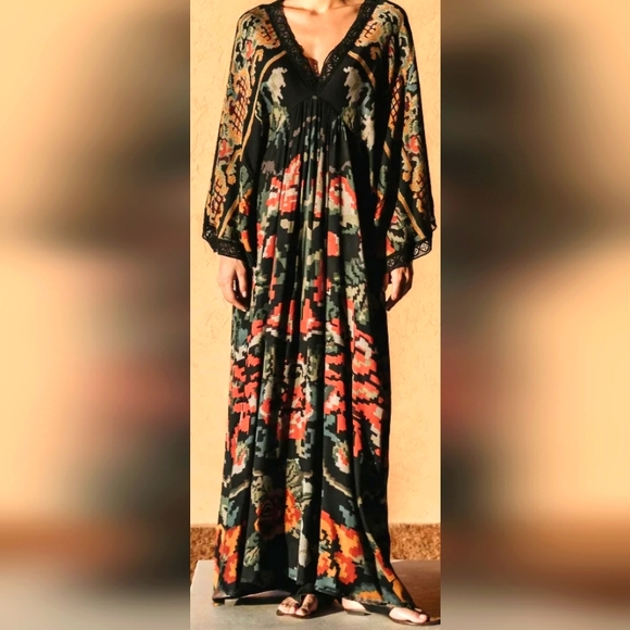 Mes Demoiselles Dresses & Skirts - Mes Demoiselles Malti Dress Flowers - Elegant Multicolor Maxi Dress Size 36